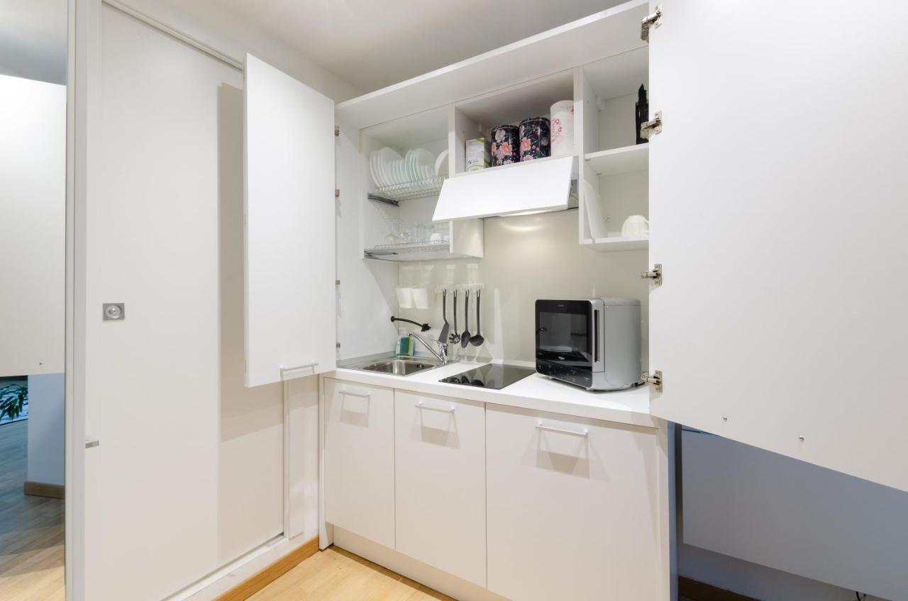 Design Apartment - Spadolini, Campus Bocconi Милано Екстериор снимка
